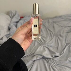 Jo malone